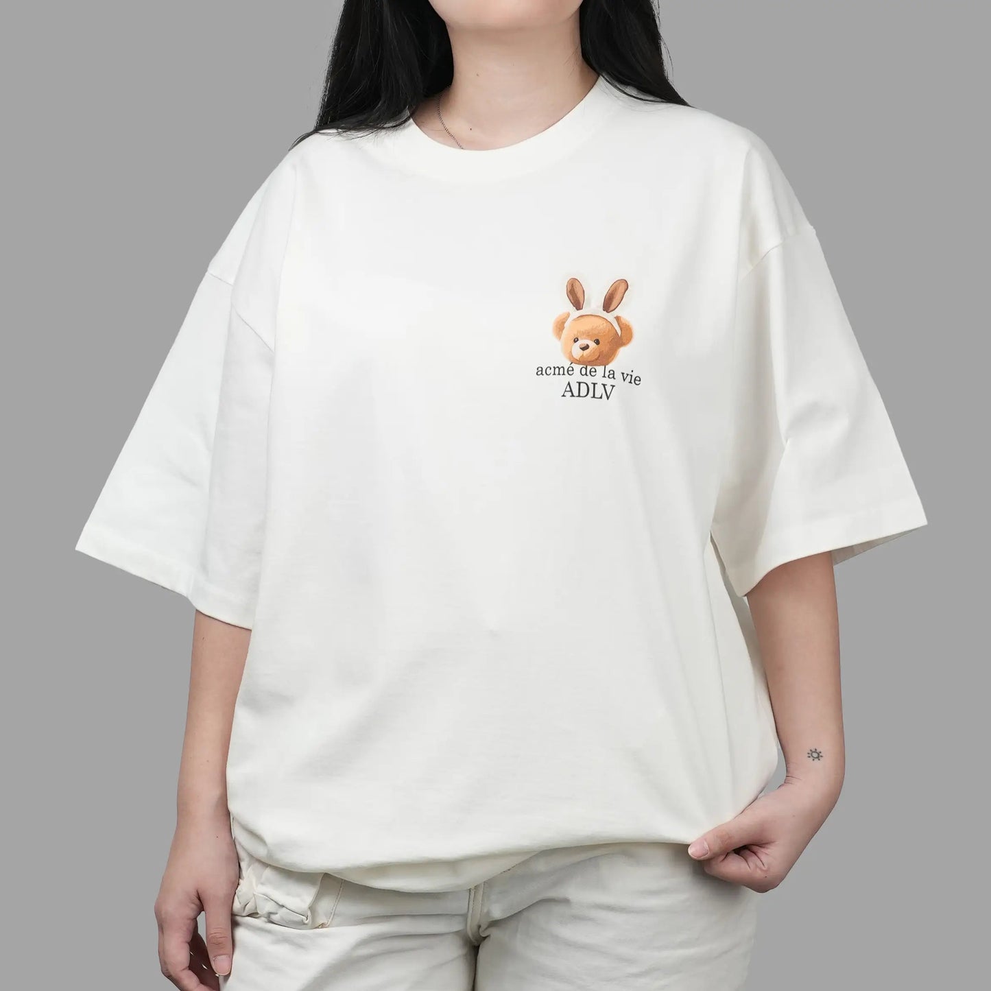 ADLV RABBIT BEAR DOLL CREAM TEE